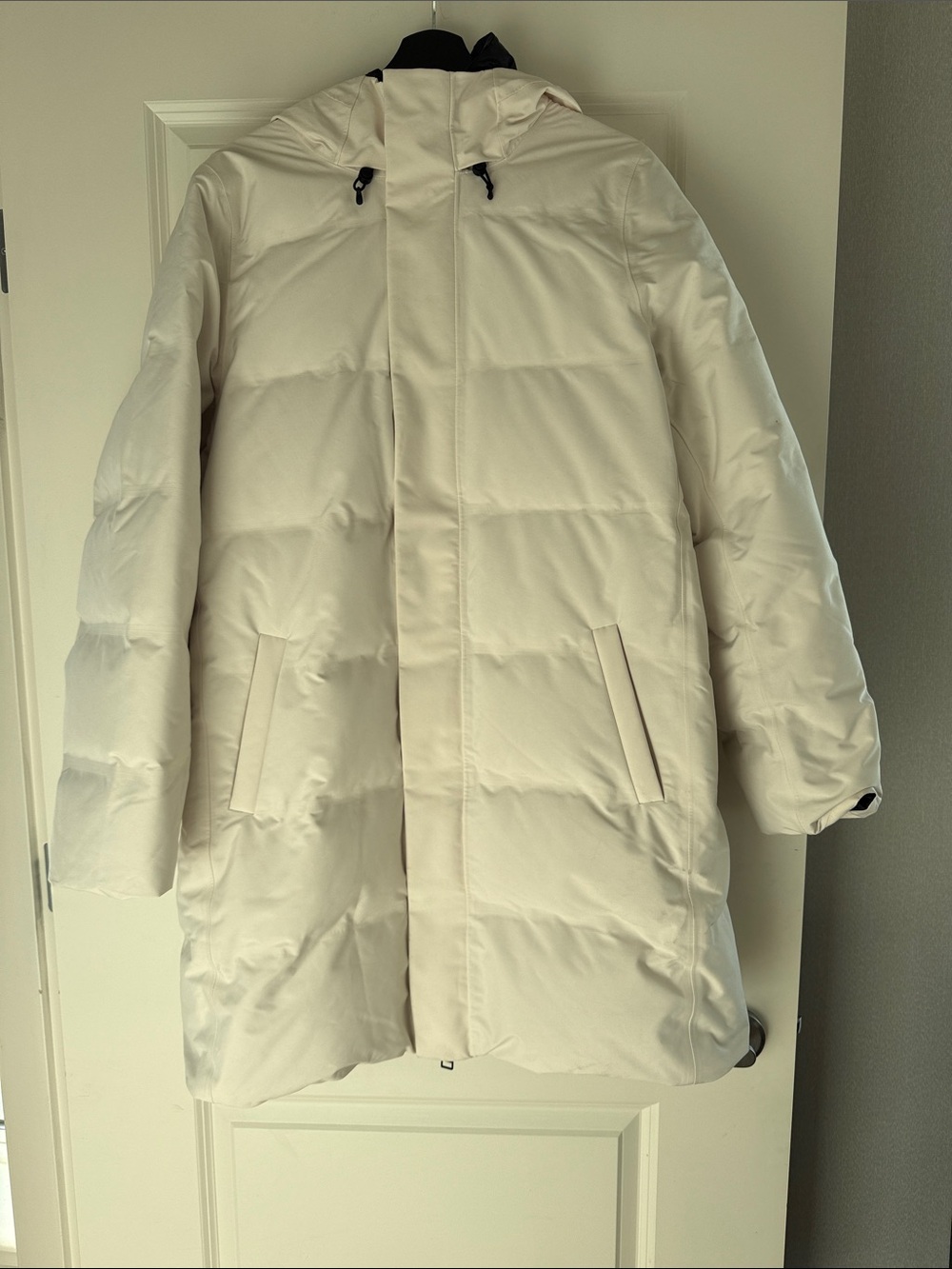TNA Powder Parka